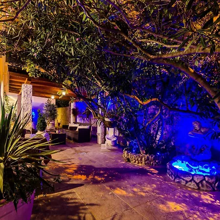 Apartment Aura - Adult Only *