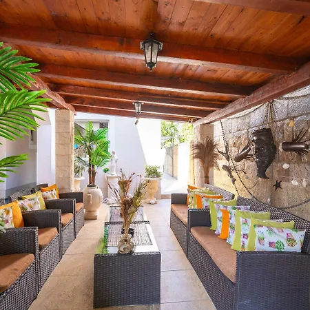 Aura - Adult Only Apartament