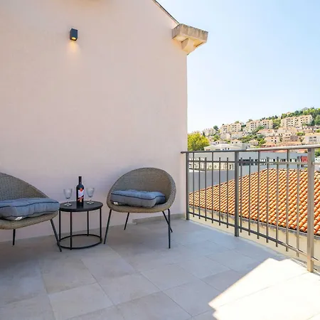 Aura - Adult Only Apartmán