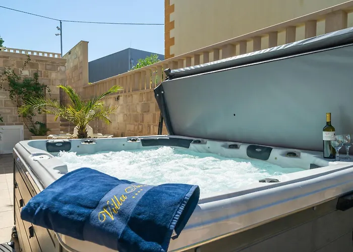 Aura - Adult Only Apartment *